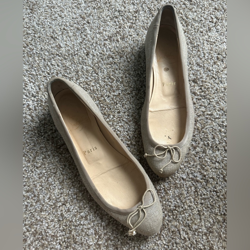 CHRISTIAN LOUBOUTIN Natural Linen Sonietta Round Toe Flats -Size 36.5